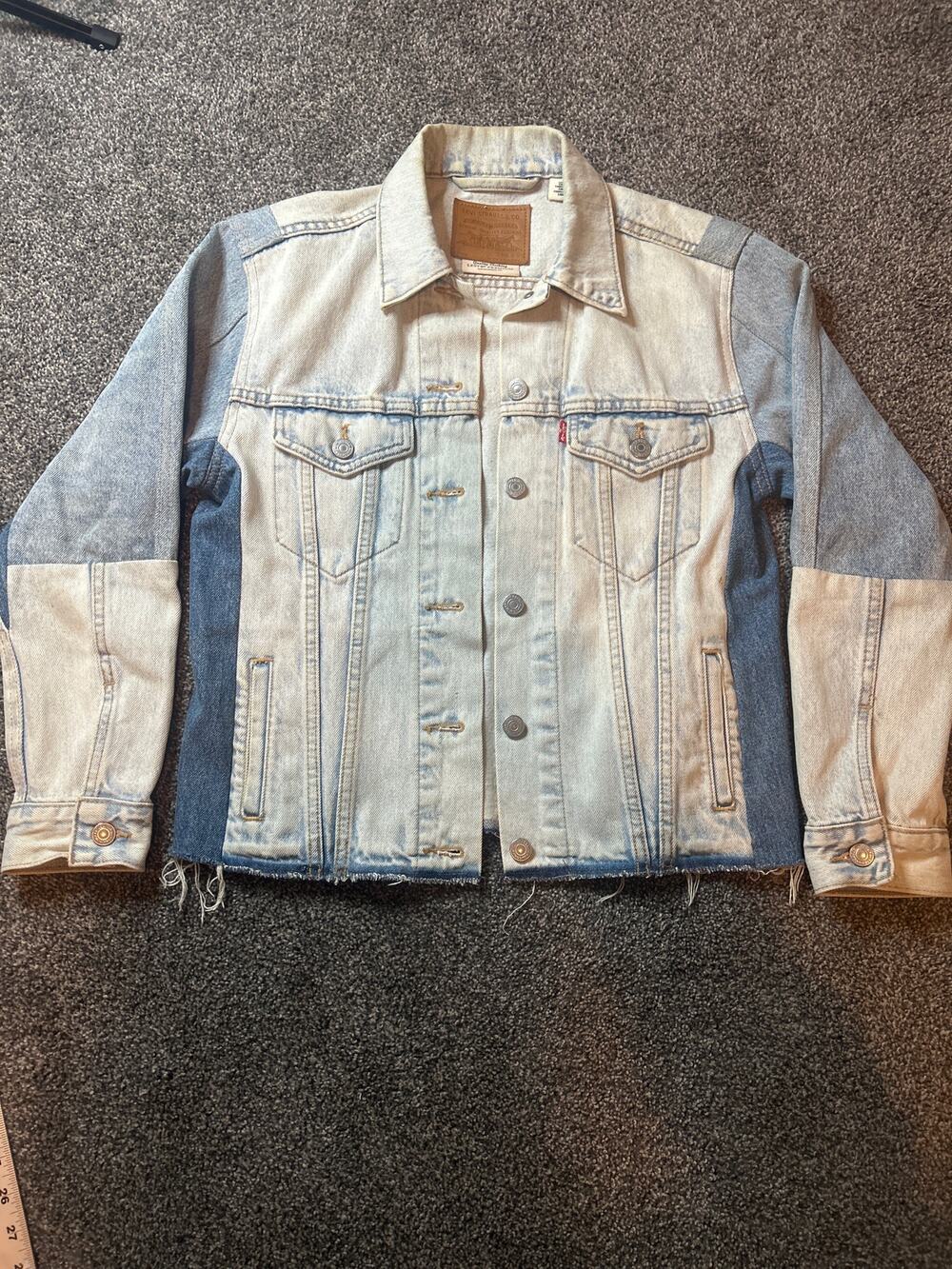LEVIS Ex Boyfriend Trucker Jean BANZI Color Blue xs Jacket 72736-0000